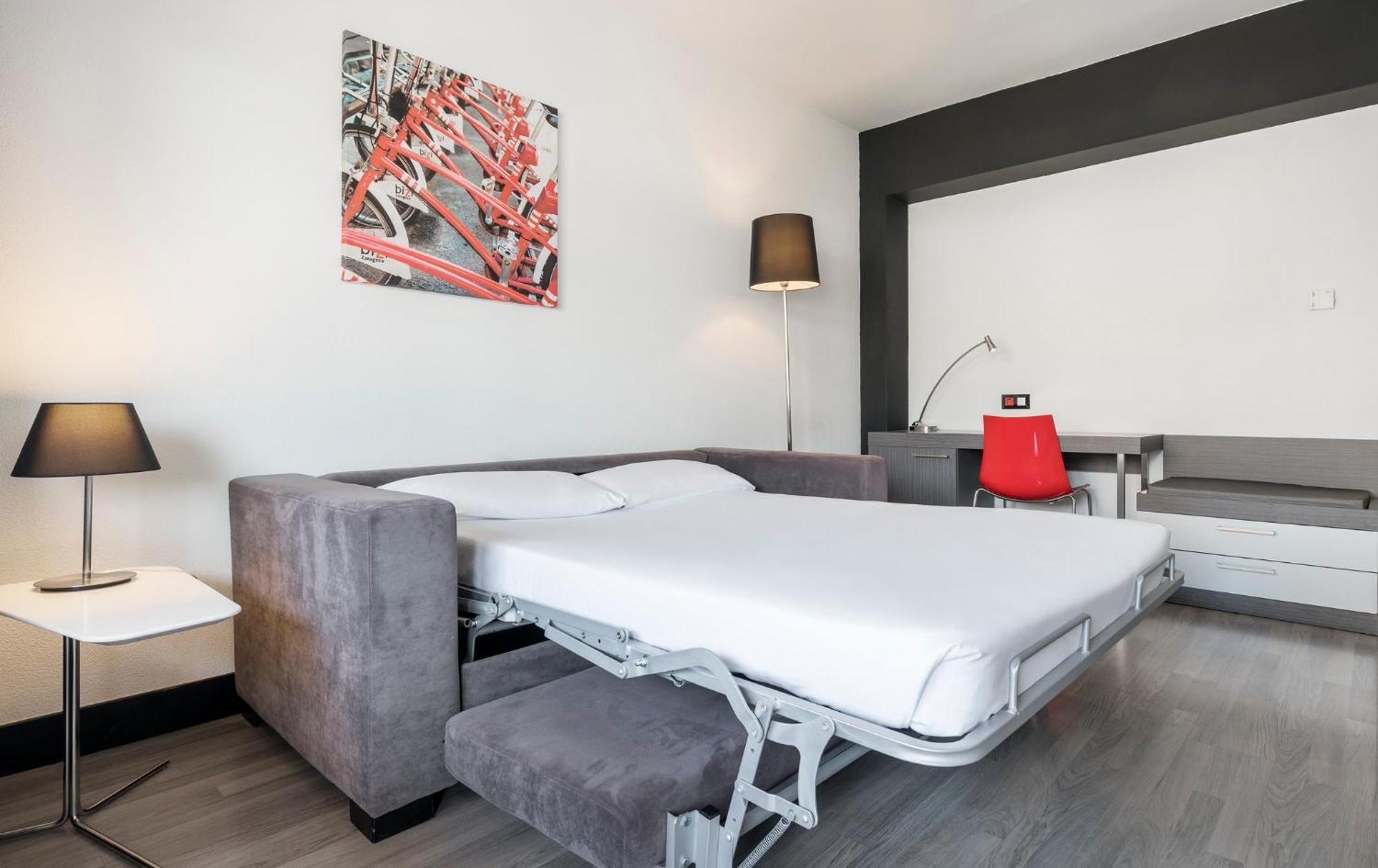 Hotel Ilunion Romareda Zaragoza Pokoj fotografie